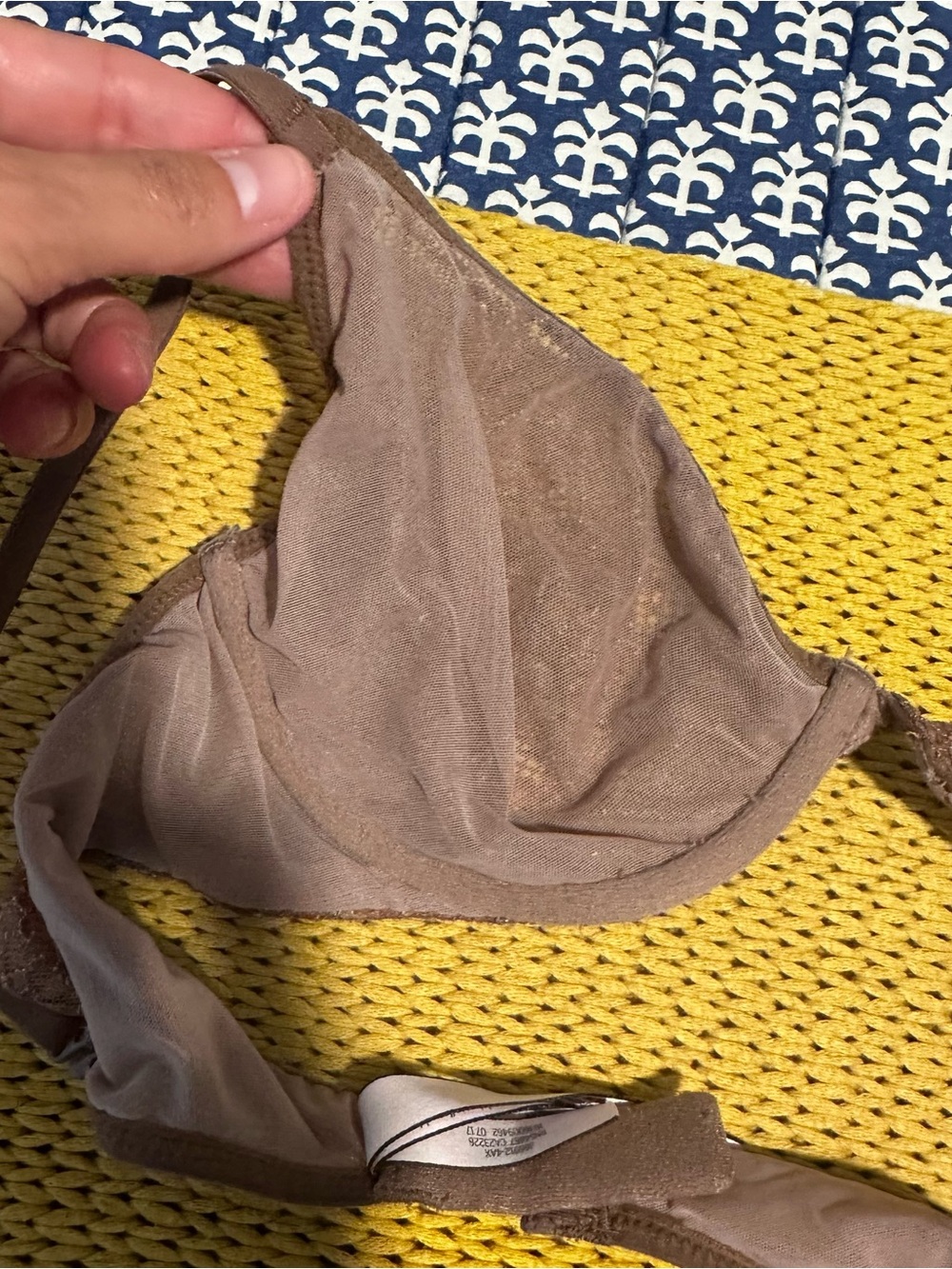 Victoria’s Secret Brown Lace Unlined Plunge Underwire Bra - Picture 5 of 7